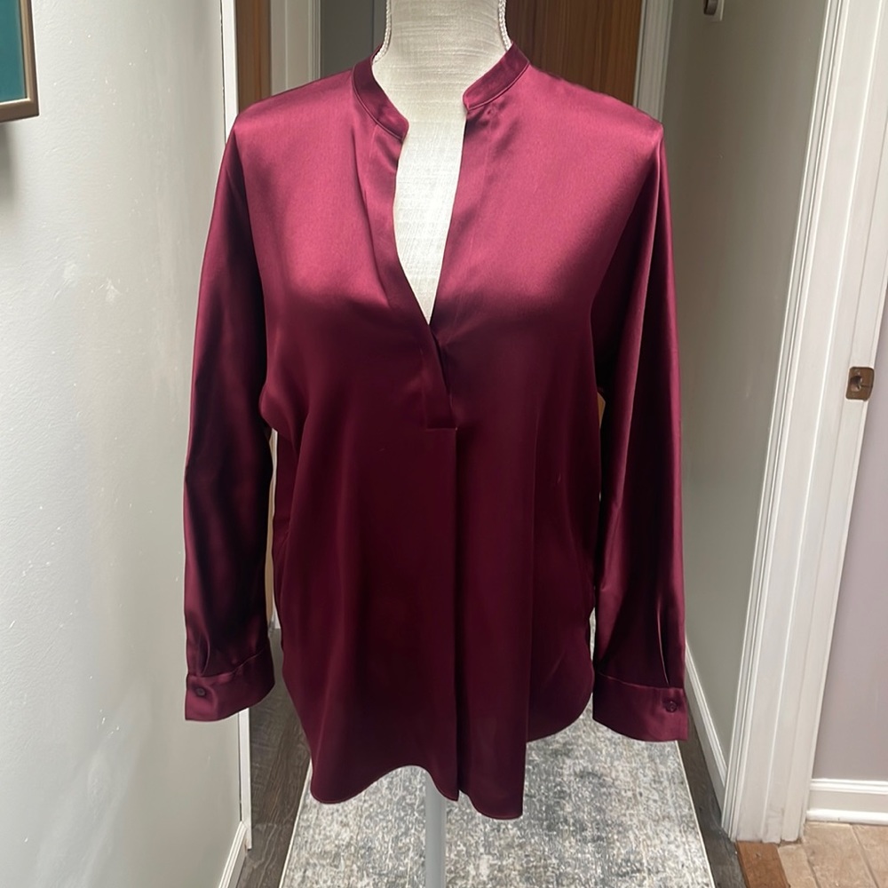 Vince 100% silk blouse in Cabernet color No tag Special!